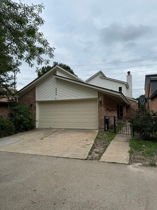 Primary Photo - 4605 Cashel Glen Dr