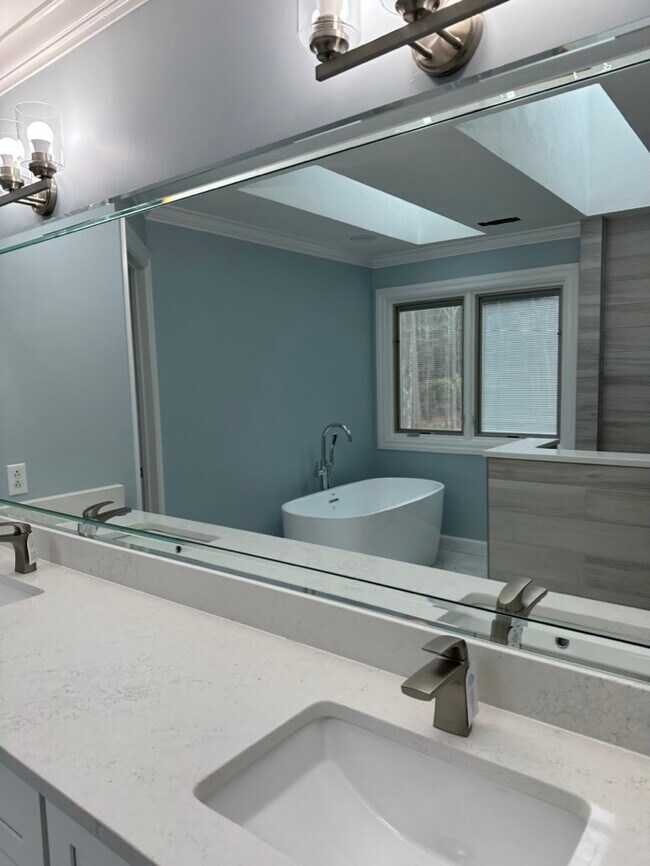 Building Photo - 1308 Boardwalk Way