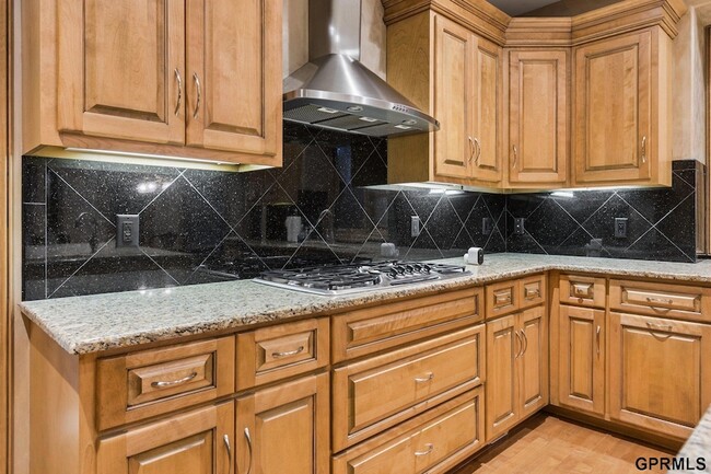 Building Photo - 1427 N 133rd St