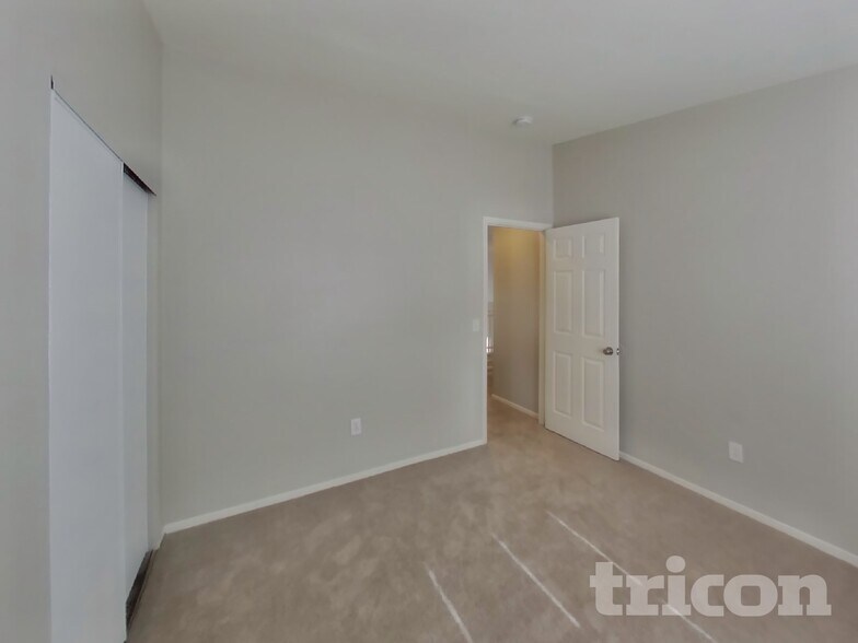 Building Photo - 2188 Alisa Maria Way