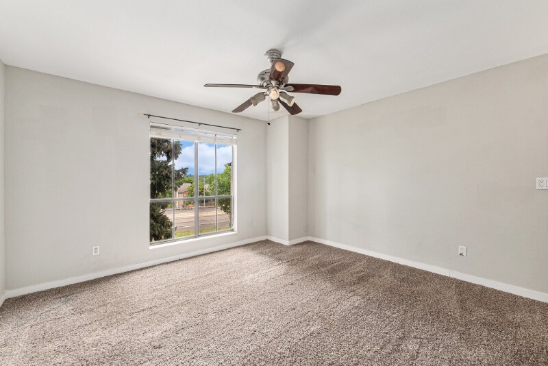 Building Photo - 3550 S Harlan St