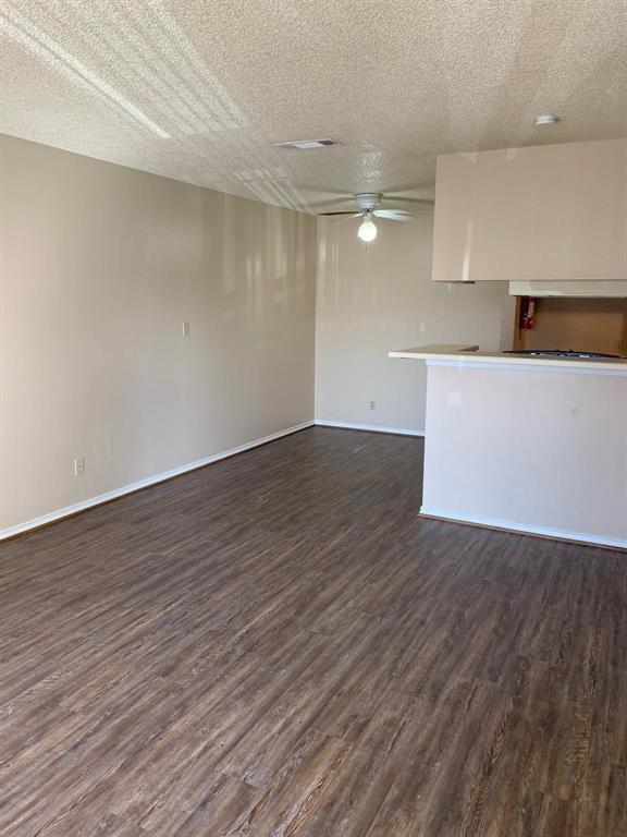 Building Photo - 2501 Gulf Fwy