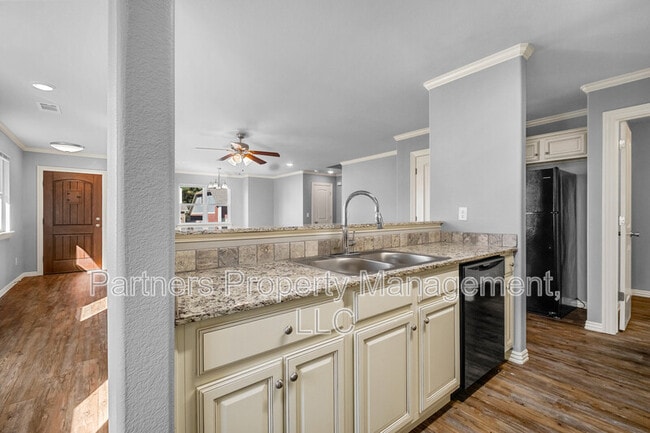 Building Photo - 1258 N Sicily Ln