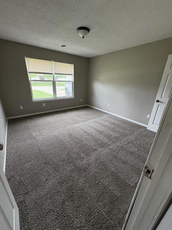 Building Photo - 205 E Broadway St