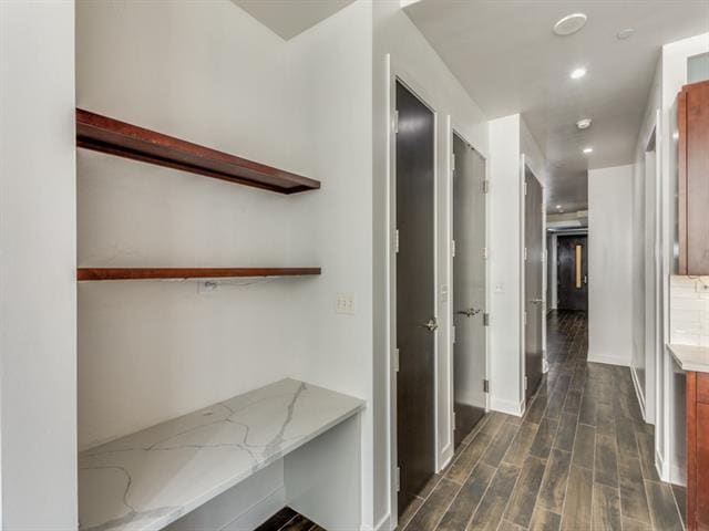 Building Photo - 2600 W 7th St