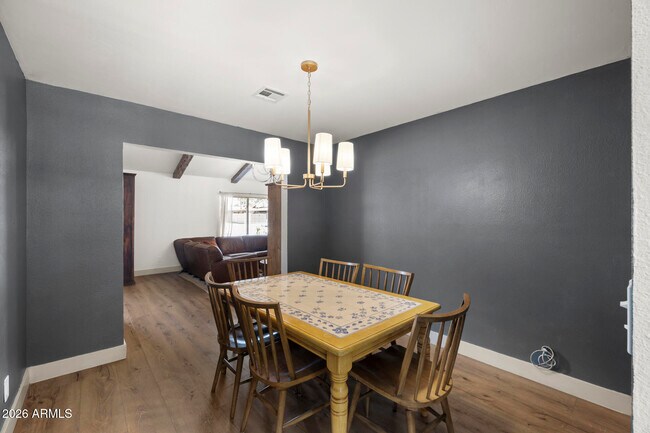 Building Photo - 5449 E Larkspur Dr