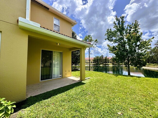Building Photo - 3078 Seaview Castle Dr