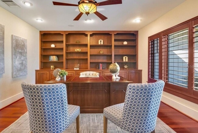 Building Photo - 10577 Down Lakeview Cir