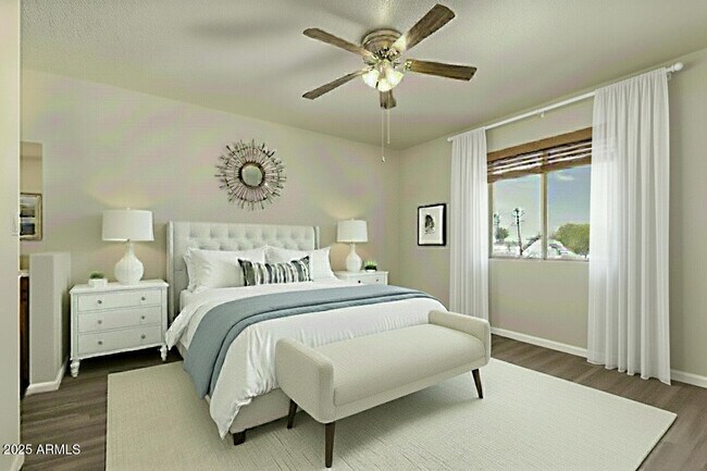 Building Photo - 936 N Revere