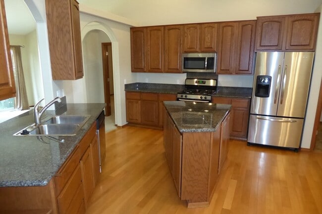 Building Photo - Beautiful 6 Bed/3 Bath House in Hayden, ID!