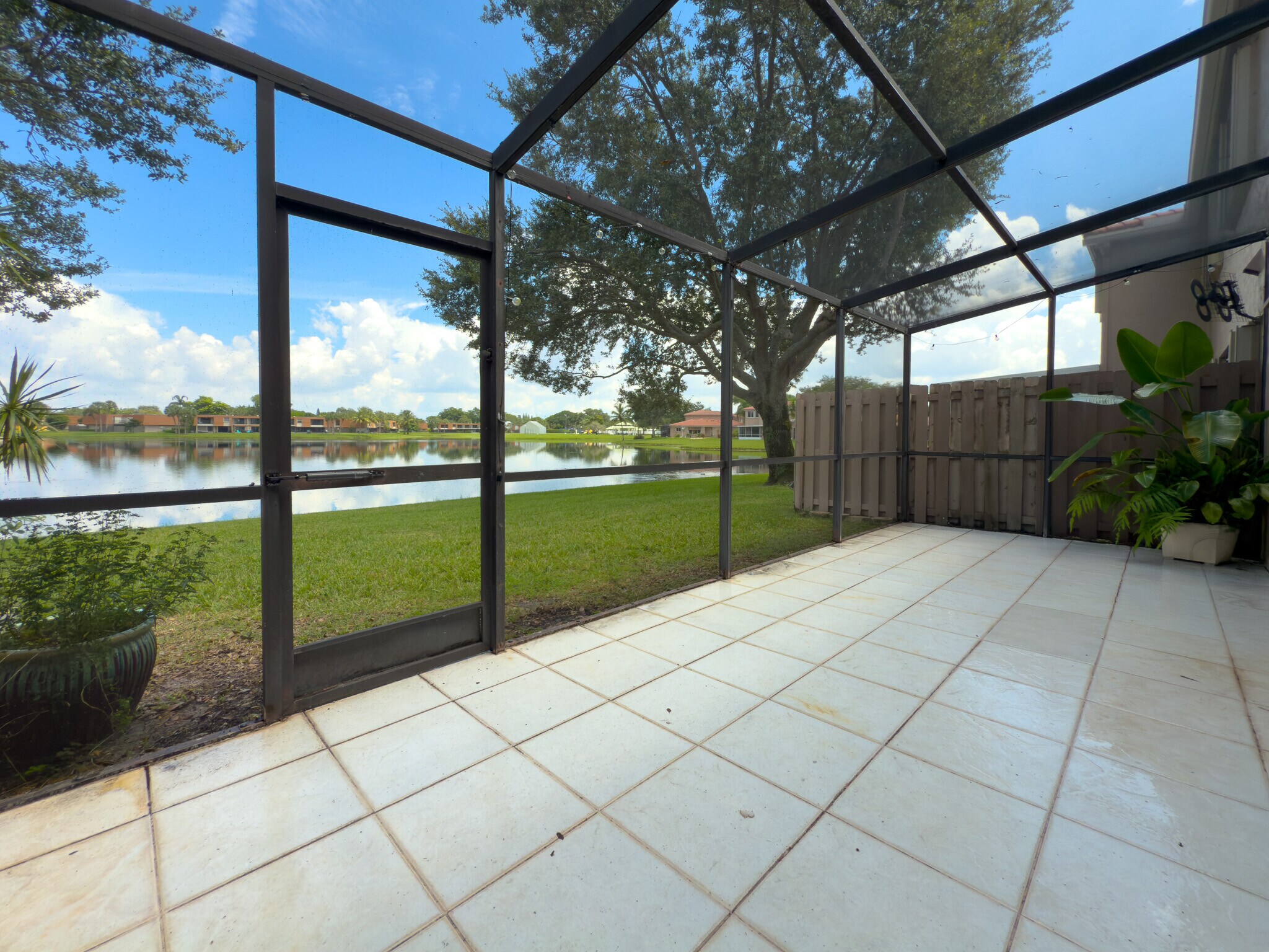 Building Photo - 1705 SW 110th Ter
