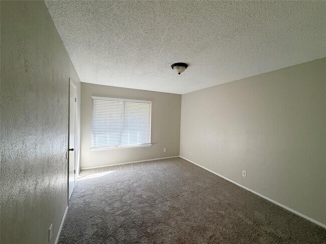 Building Photo - 9626 Covey Ridge Ln