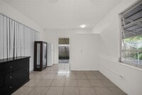 Building Photo - 5069 NW 41st Ct