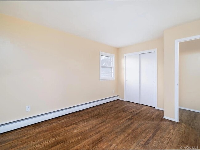 Building Photo - 220 Benson Ave