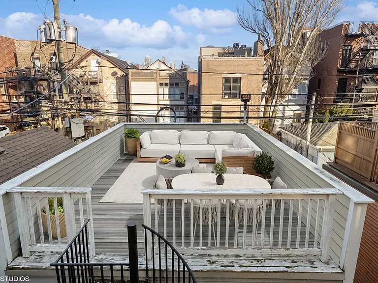 Building Photo - 1937 N Dayton St