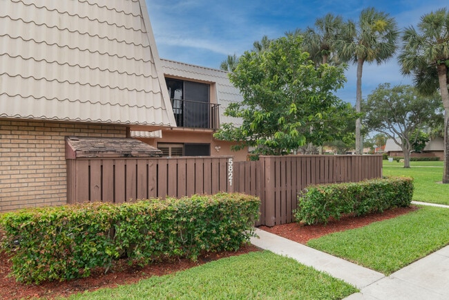 Building Photo - 5821 58th Way