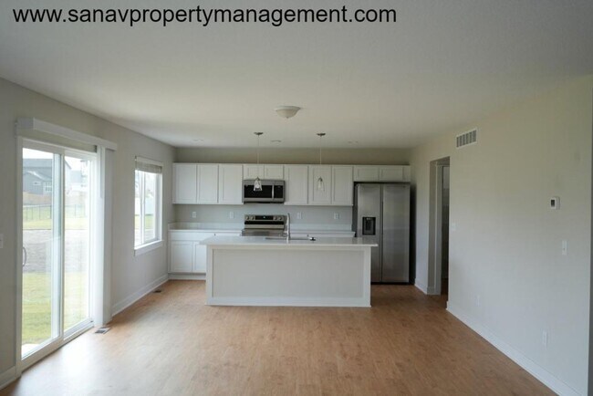 Building Photo - Your Dream Home Awaits You! A 4-Bed, 2.5 - Bath in Bondurant!