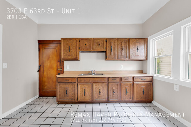 Building Photo - 3703 E 63rd St