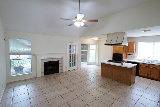 Building Photo - 1314 Hollow Ash Ln