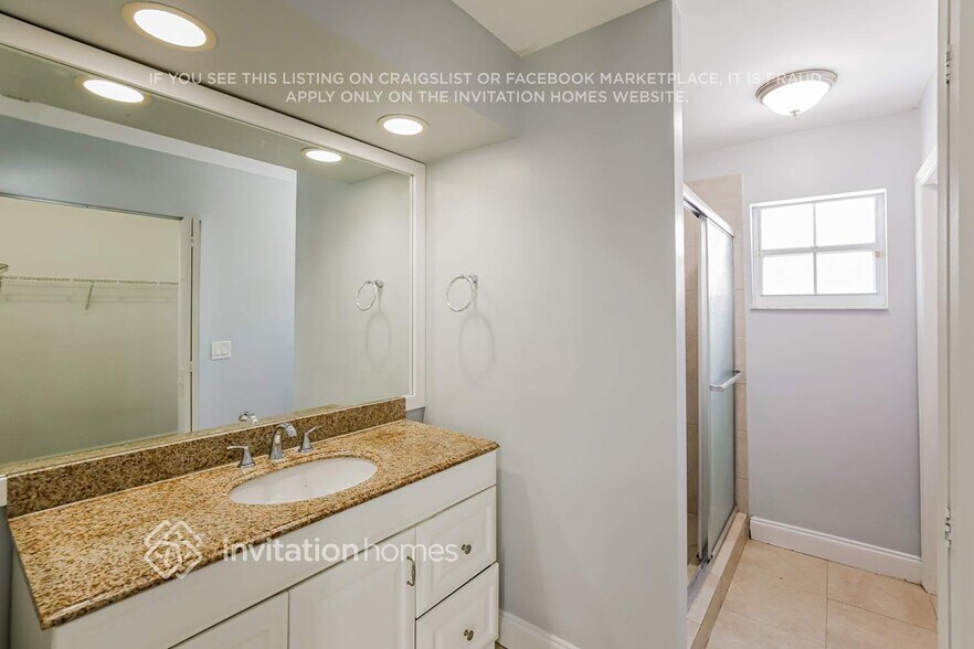 Building Photo - 11242 SW 64th Ln