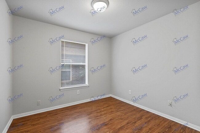 Building Photo - 3108 Lincoln Ave