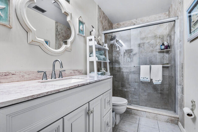 Building Photo - 2503 Waterview Cir