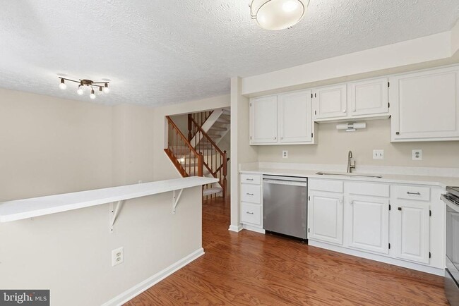 Building Photo - 1118 Casper Dr