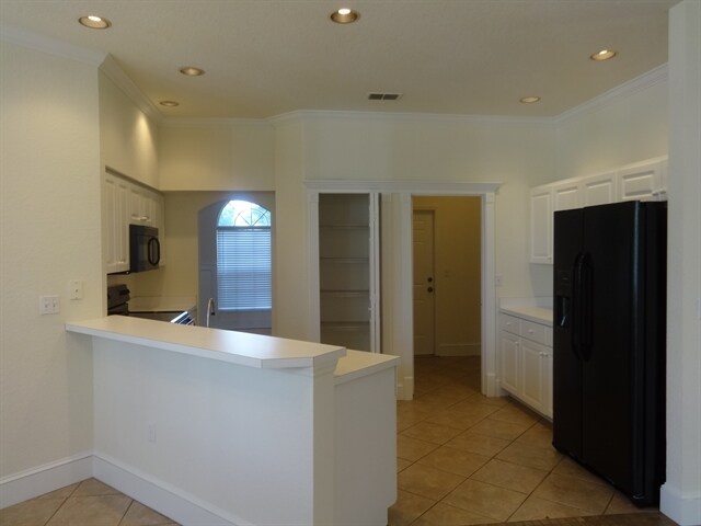 Building Photo - 816 Elm Forest Dr