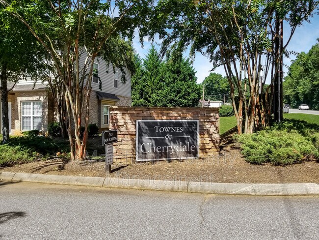 Building Photo - 209 Ashby Dr