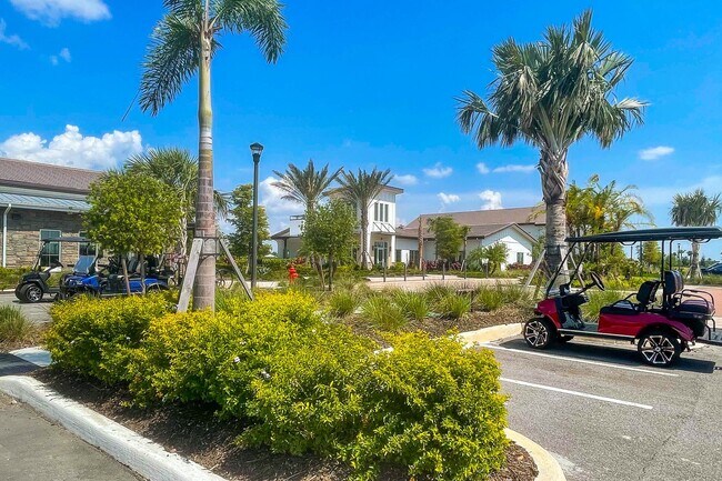 Building Photo - 3 Bedroom Townhome - Star Farms