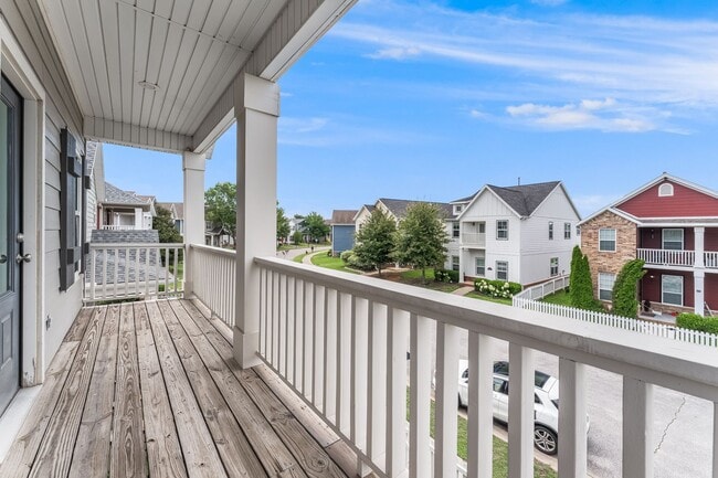 Building Photo - Modern 3-Bedroom Home with Open Layout in ...