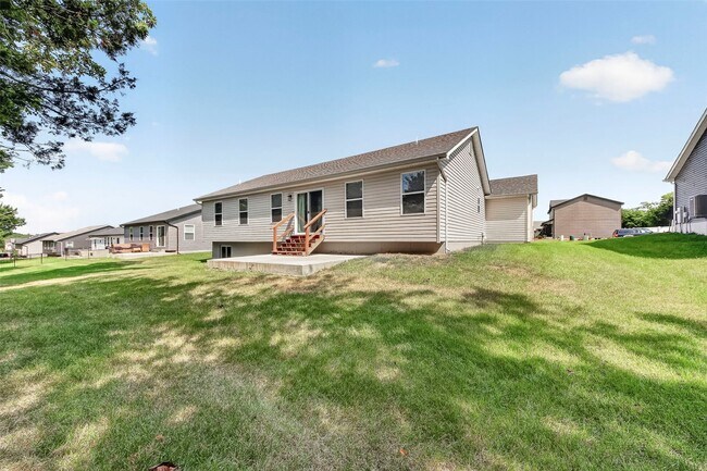 Building Photo - 5540 Autumn Trace Pkwy