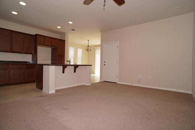 Building Photo - 169 Talmont Cir