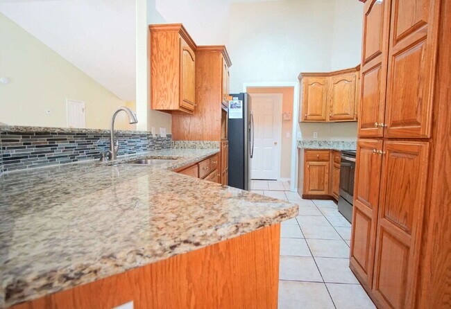 Building Photo - Spacious Oak Meadows Home in Milton with Multiple Living Areas, Fenced Yard & 1/2 Off First Month...