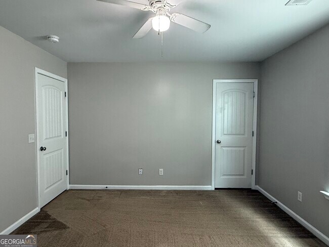 Building Photo - 122 Brooklet Cir
