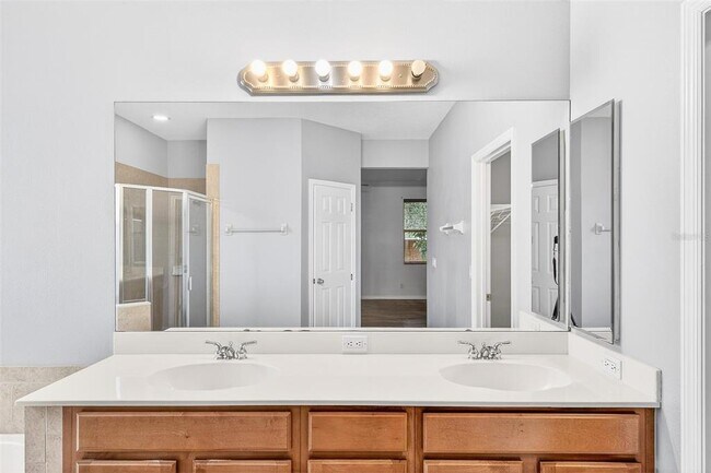 Building Photo - 1754 Palmerston Cir