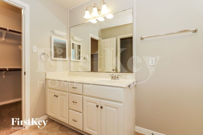 Building Photo - 3922 Cary Creek Dr