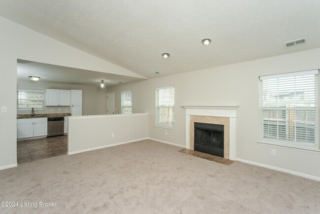 Building Photo - 6623 Timberbend Dr