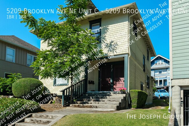 Building Photo - 5209 Brooklyn Ave NE