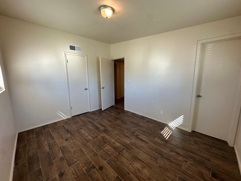 Building Photo - 6402 E Calle Altair