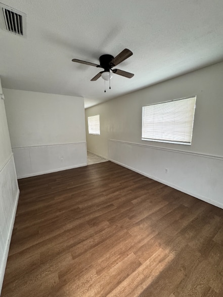 Primary Photo - 205 Walton Ave