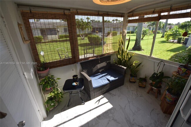 Building Photo - 2572 Emory Dr W