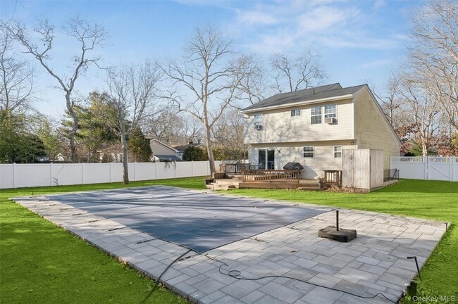 Building Photo - 7 Huckleberry Ln