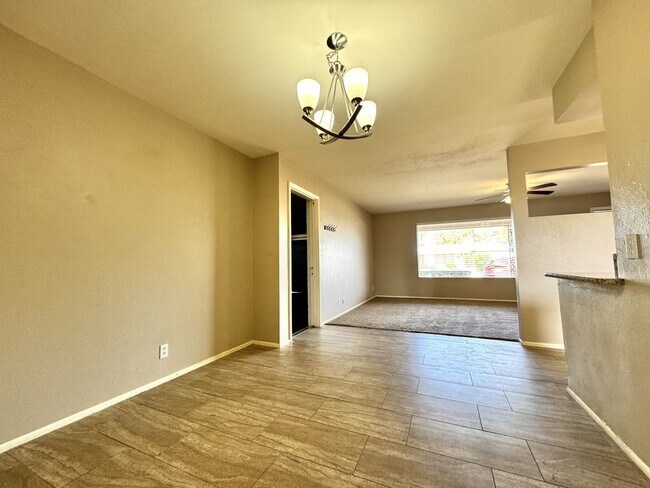 Building Photo - BEAUTIFUL 2 BEDROOM IN DREAMLAND VILLAS 55...