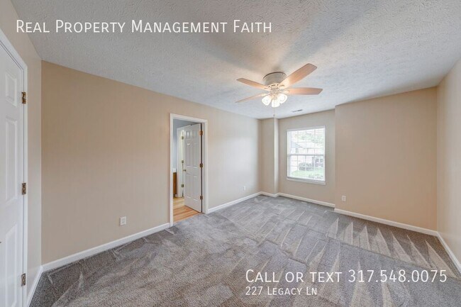 Building Photo - 227 Legacy Ln