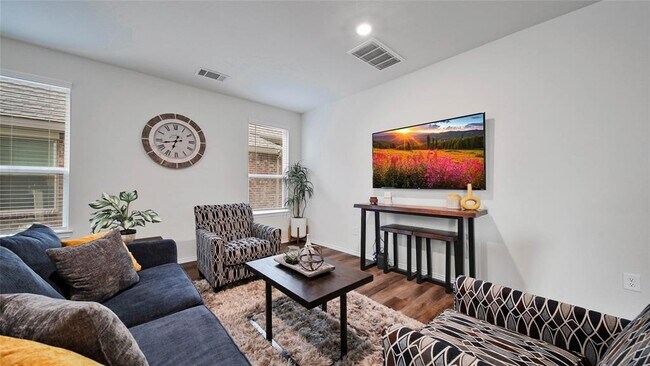 Building Photo - 5919 Waggoner Ranch Trail
