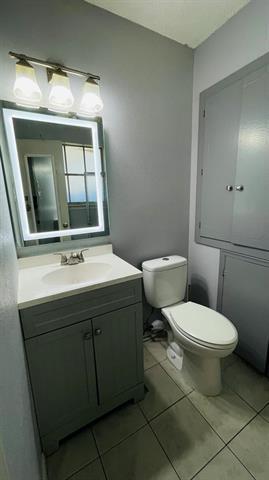 Building Photo - 3413 Urban Dr