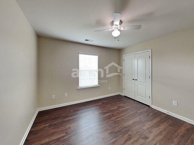 Building Photo - 2664 Southern Trace Dr