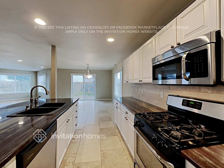 Building Photo - 9329 186th St Ct E