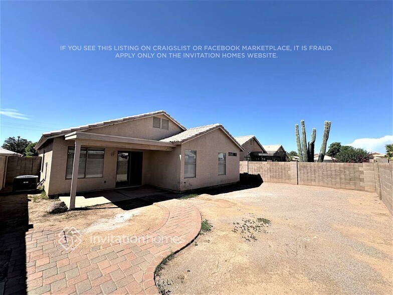 Building Photo - 7349 N 70th Dr